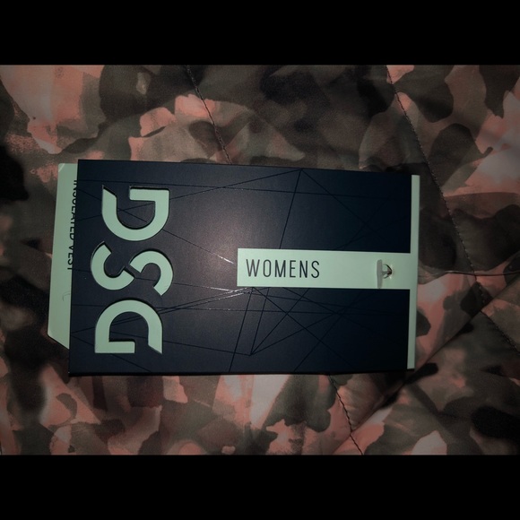 Vest - Picture 2 of 3